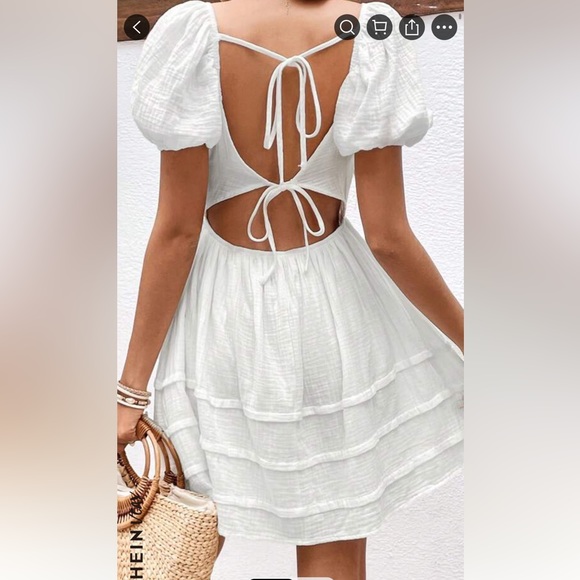 NWT - White dress 
Short Sleeve
Backless-Tie Back
High Waist 
100% Cotton - Picture 6 of 6